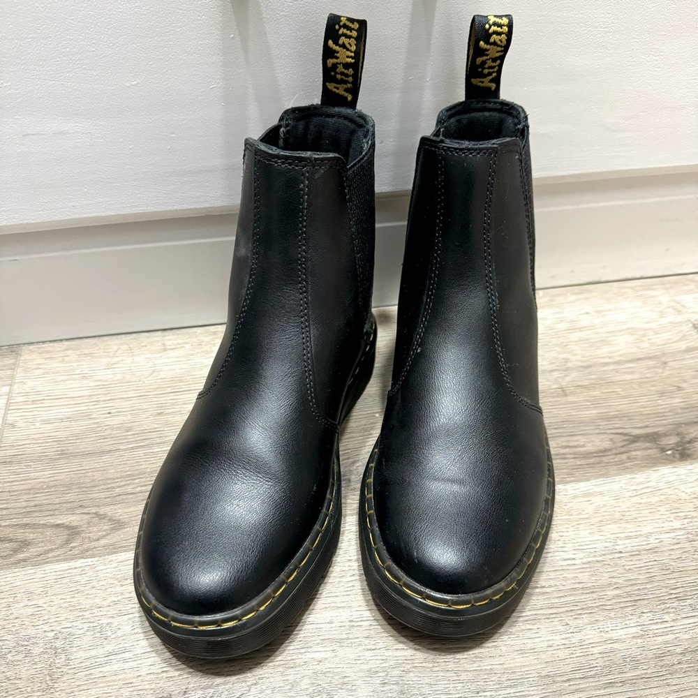 Dr. Martens Dorian Chelsea Boots👢
